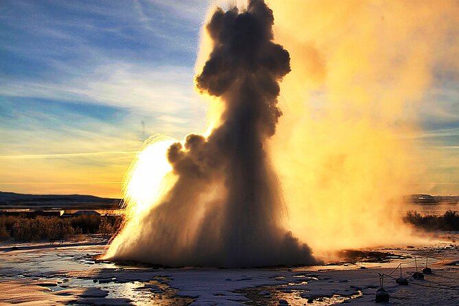 Day Trip to the Golden Circle and Hot spring Geyser by 4WD Jeep from Reykjavik - Private means private, but the minimum is two people