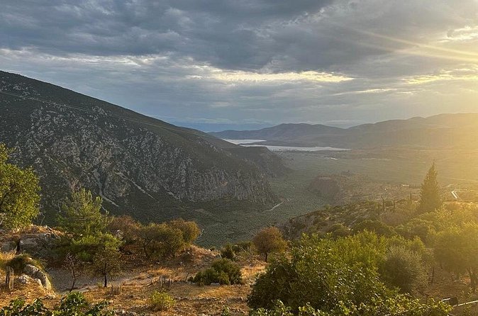Delphi Historical Private Guided Tour & Thermopylae Hot Springs - Thermopylae connects myth with place