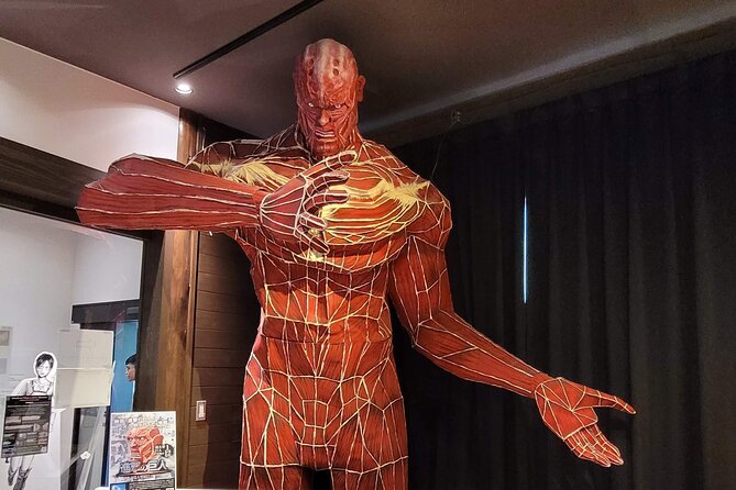 Deluxe Private Tour: Hita, AOT Statues and Onsen from Fukuoka - Who will enjoy this day most?