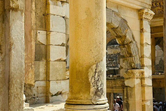 Ephesus Private Tour with Shopping + Lunch - Opt Turkish Bath - Lokum, spices, and a practical souvenir stop
