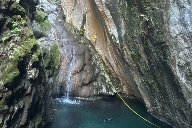 Exclusive Full-Day Tolantongo & La Gloria Hot Springs Adventure - The included gear makes the day easier