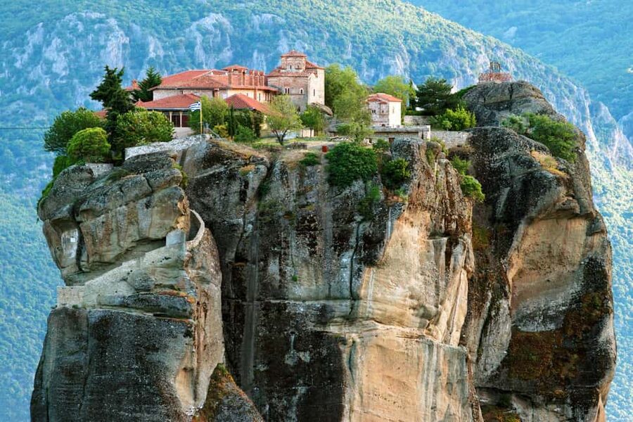 Feel Ancient thermal Spa Visit Delphi, Leonidas ℨoo Spaʀtan - From Athens to Arachova by way of Marathon and Thiva