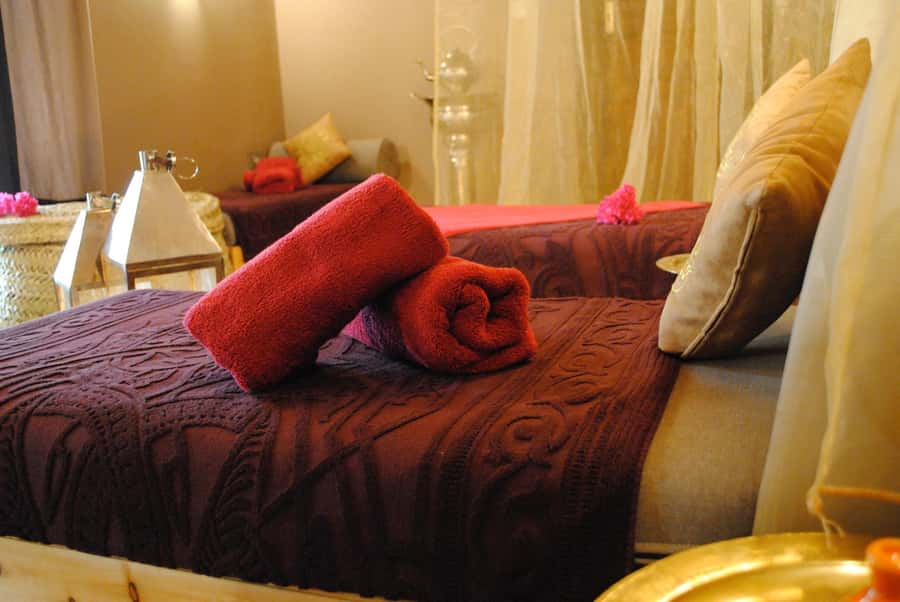 Fes: Traditional Hammam Massage in a Luxury Palace - What the palace setting adds