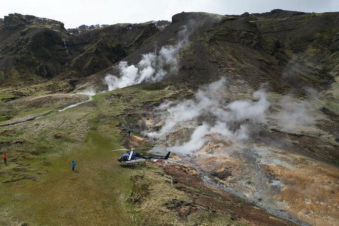 Fire and Ice Helicopter Tour: Glacier and Hengill Geothermal Area - What the small helicopter feels like