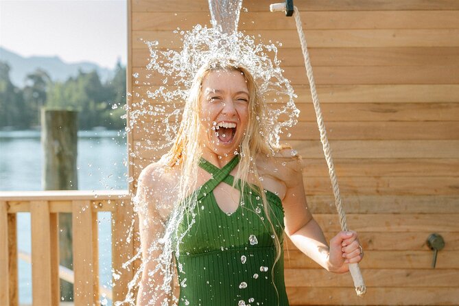Floating Sauna & Lake Plunge Experience – Queenstown - A floating sauna in the heart of Queenstown