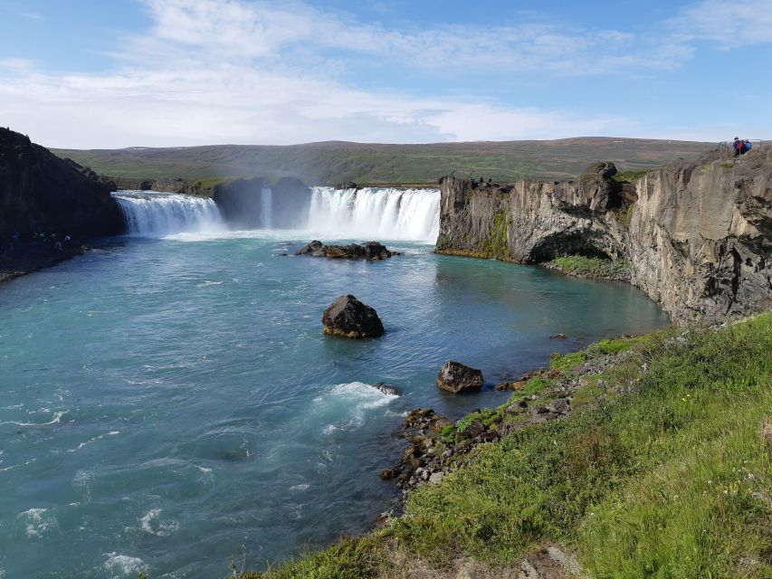 From Akureyri: Godafoss and Lake Myvatn - Grjótagjá Cave and the meeting of fire and water