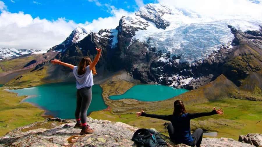 From Cusco: 7 Lagoons of Ausangate Trek with Hot Springs - The 4:30 AM start from Cusco