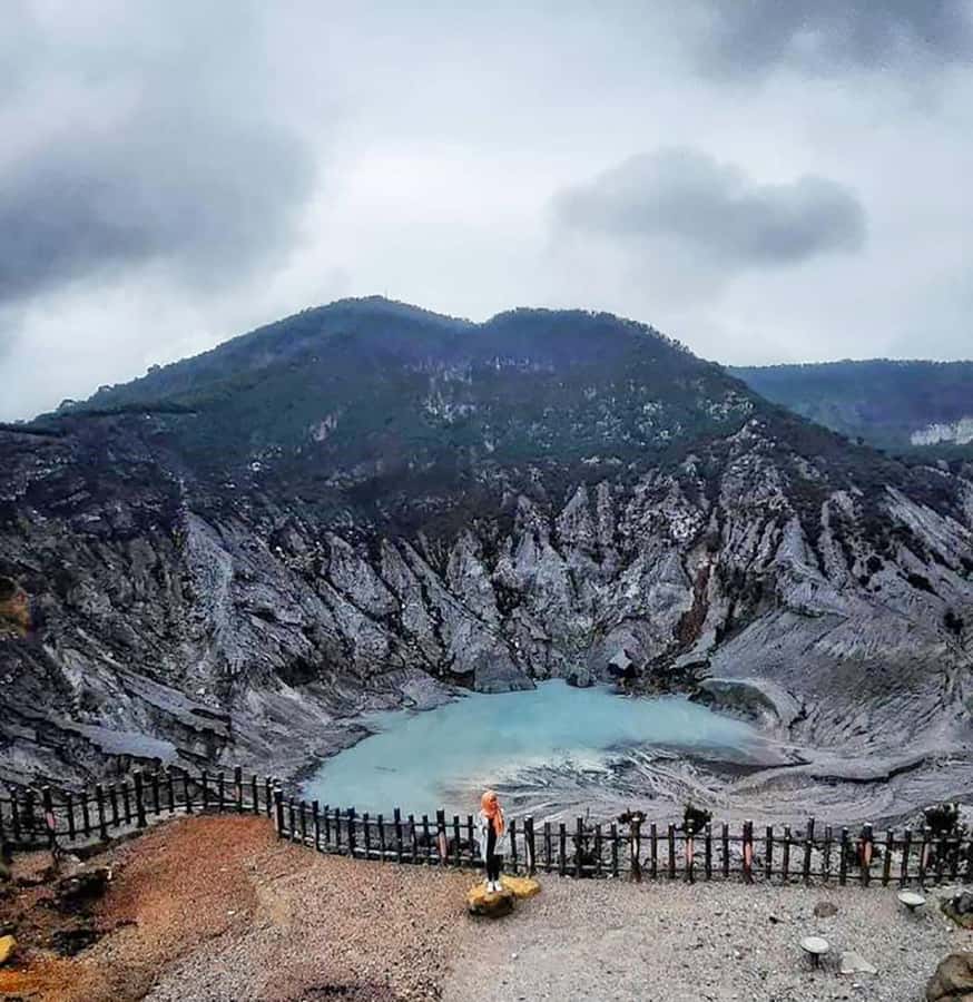 From Jakarta : Volcano, Tea & Rice Fields, Hot Spring - Transport, timing, and comfort