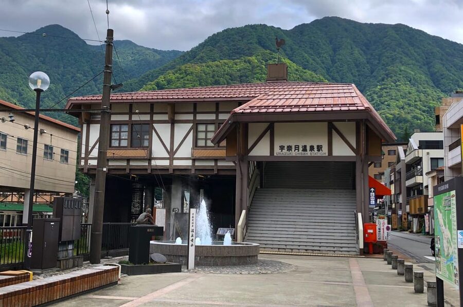 From Kanazawa: Kurobe Gorge & Unazuki Onsen Full-Day Tour - Who will enjoy this tour most?