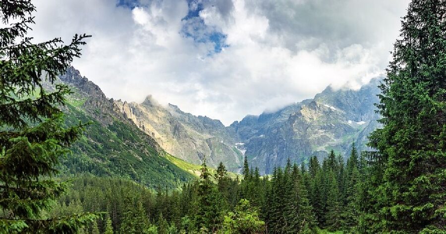 From Krakow: Morskie Oko, Zakopane & Thermal Baths - The pace, pickup, and practical details