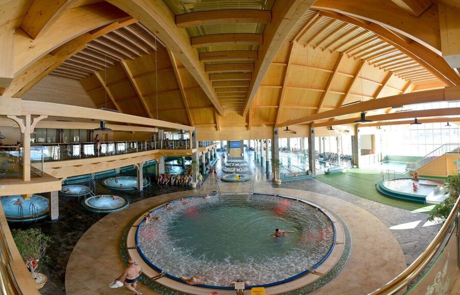 From Krakow: Slovakia Treetop Walk, Zakopane & Thermal Spa - Chocholow Thermal Spa: a warm finish
