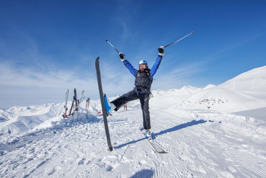 From Kraków: Tatra Mountans Ski Trip and Thermal Baths Visit - From Kraków to the snowy Tatra foothills