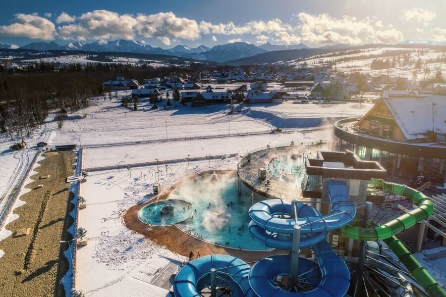 From Kraków: Tatra Mountans Ski Trip and Thermal Baths Visit - Transport, group size, and the long-day rhythm