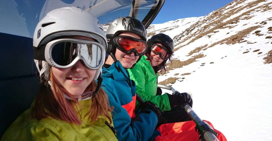 From Kraków: Tatra Mountans Ski Trip and Thermal Baths Visit - Skiing in Witów among forests and peaks
