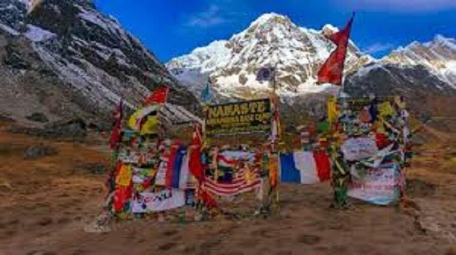 From Pokhara: 5-Day Annapurna Basecamp Trek with Hot Springs - What the Guides Add