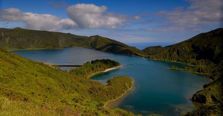 From Ponta Delgada: Lagoa do Fogo & Hot Springs Day Trip - Lagoa do Fogo and the Água de Pau Massif