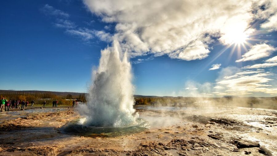 From Reykjavik: Golden Circle & Secret Lagoon Guided Tour - Guides, stories, and the value of a small group