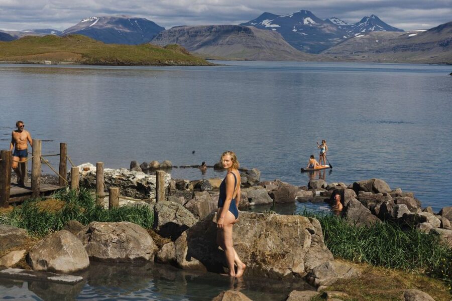 From Reykjavik: Hvammsvík Hot Spring with Transportation - What to pack for the half-day trip