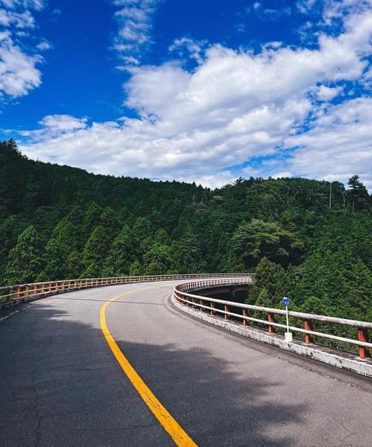 From Tokyo: Private Tour to Fuji/Hakone - Onsen, Art, Nature - Shakushi Pass and the art museums