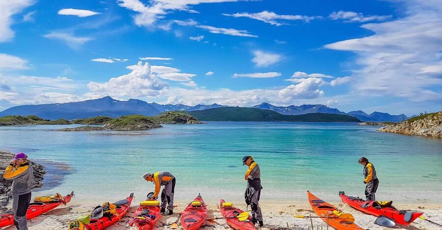 From Tromsø: Kayak trip with lunch and sauna at Sommarøy - Getting ready at the kayak center
