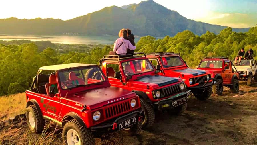 From Ubud: Mount Batur Shared Jeep Sunrise & Hot Spring Tour - Finding the Mount Batur meeting point