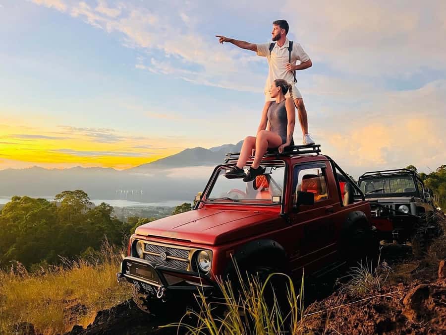 From Ubud: Mount Batur Shared Jeep Sunrise & Hot Spring Tour - Sunrise above Mount Batur and Lake Batur