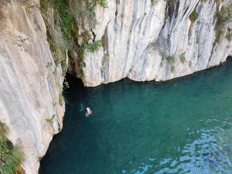 From Valencia: Hot Springs + Waterfalls + Surprise Stop - Salto de la Novia and Navajas