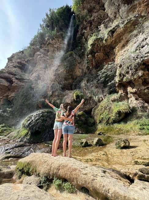 From Valencia: Hot Springs + Waterfalls + Surprise Stop - Choosing the right season