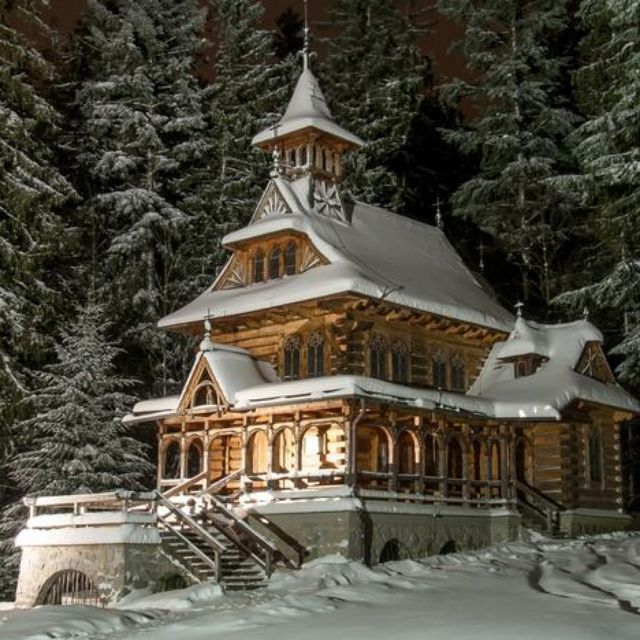 From Zakopane: Tatra Mountains, Sky walk & Hot Springs Tour - Private transport and the pace of the day
