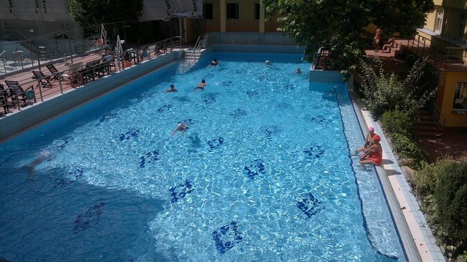 Full-Day Admission to Budapest Lukacs Thermal Bath - Getting inside and finding your way around