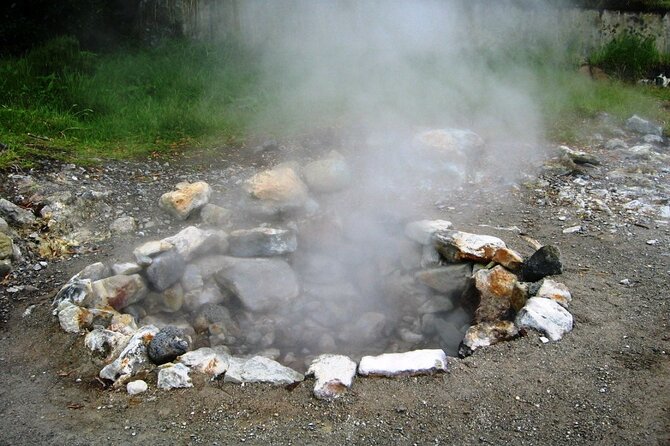 Full-Day Furnas Adventure: Lake, Fumaroles and Thermal Pools - Furnas fumaroles and the island’s underground kitchen