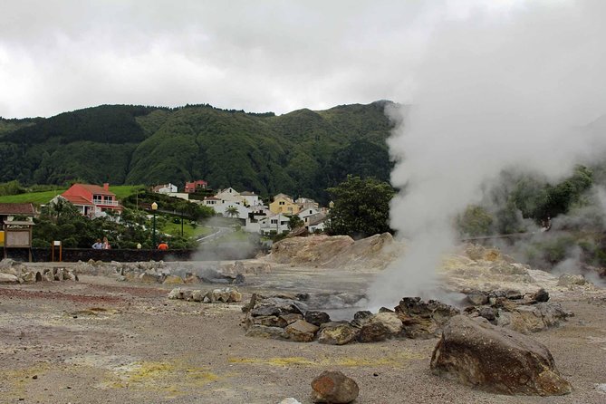 Full-Day Furnas Tour: Hot Springs, Traditional Lunch & Tea - Pico do Ferro gives you the best wide view