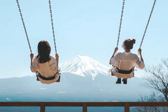 Full Day Tour at Mt. Fuji, Onsen, Lake Kawaguchi and Yamanaka - Value for families and larger parties