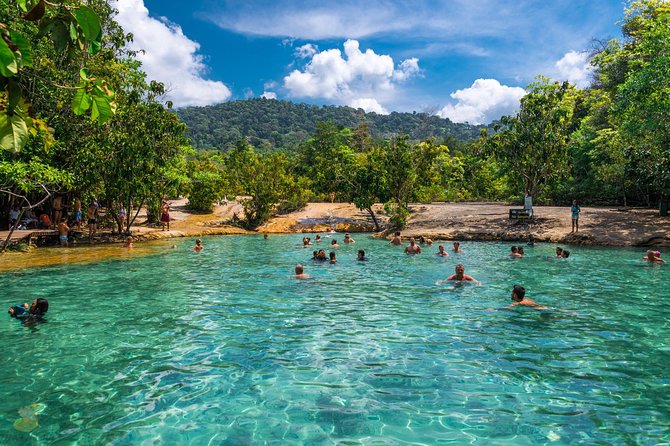 Full-Day Tour to Emerald Pool, Hot Springs & Tiger Cave Temple from Krabi - Who should book this tour?