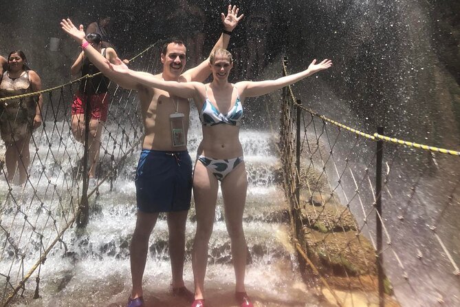 Full-Day Tour to Tolantongo Hot Springs from Ciudad de Mexico - Food stops and useful flexibility
