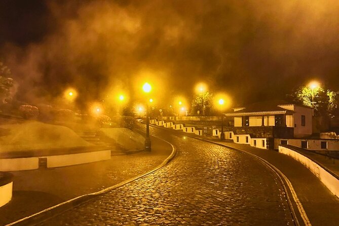 Furnas: Mystic Tour (w/Dinner) - Hot Springs - Poça da Dona Beija after dark