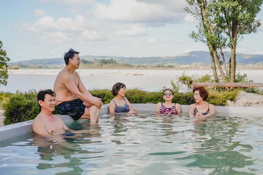 Geothermal Mineral Baths Experience: Pavilion Pools for 12+ - Health, heat, and practical limits