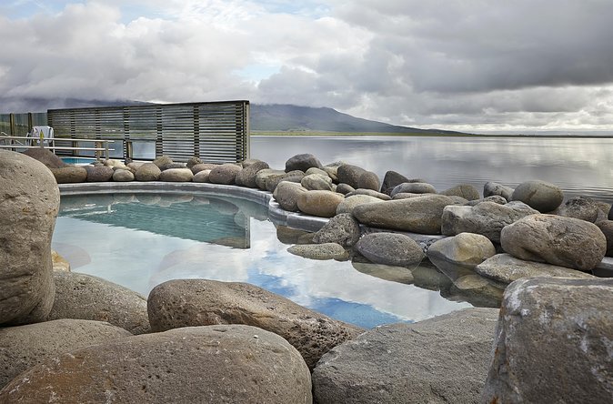 Golden Circle and Fontana Geothermal Spa Day Trip from Reykjavik - Thingvellir: where the ground and government split