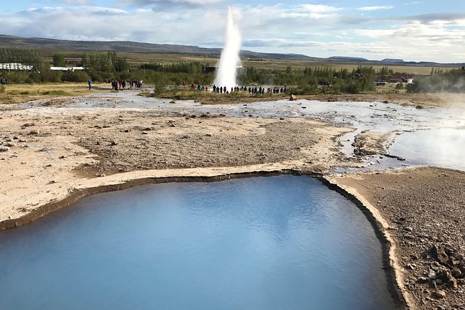 Golden Circle & Secret Lagoon & Friðheimar (lunch included) - PRIVATE TOUR - Thingvellir: where the ground tells two stories