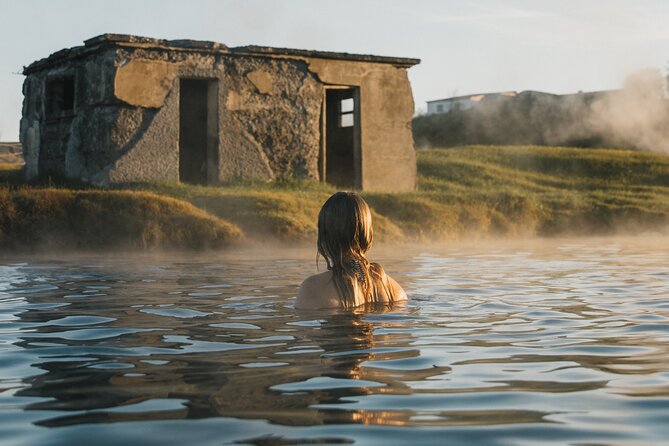 Golden Circle with Tomato Farm Lunch & Secret Lagoon Bathing - Gullfoss: three viewpoints and a lot of water