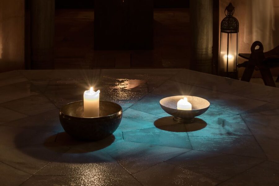 Granada: Hammam Al Ándalus with Massage - Hot, warm, and cold baths