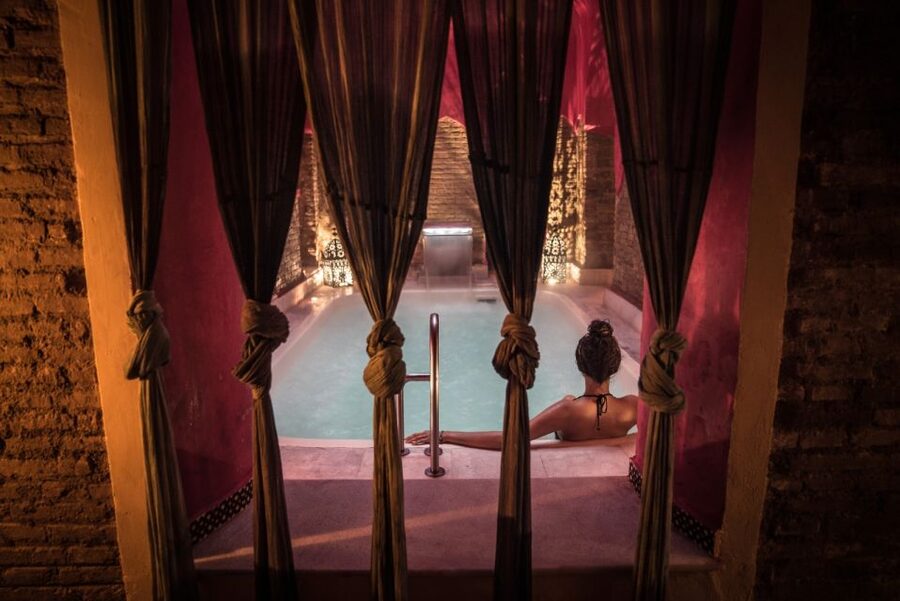 Granada: Hammam Experience with Massage at Baños de Elvira - A calm retreat beside Granada’s Albaicín