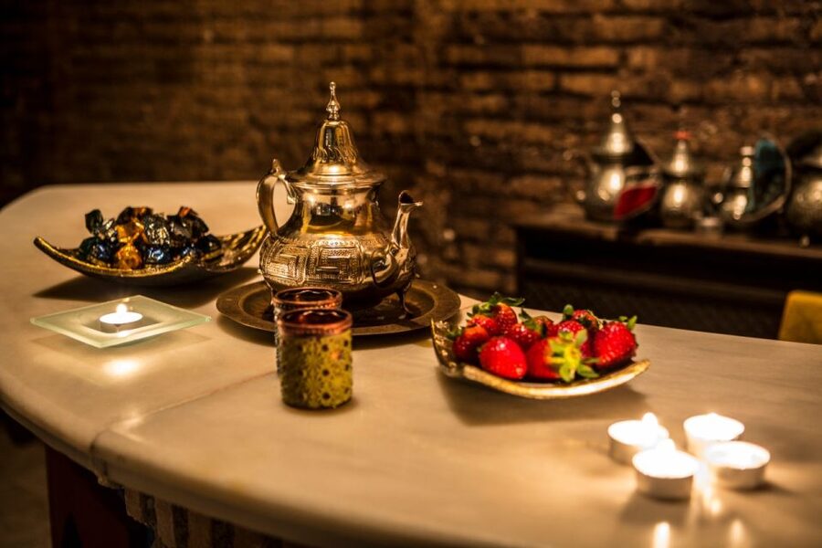 Granada: Hammam Experience with Massage at Baños de Elvira - The size and atmosphere: peaceful, but not grand