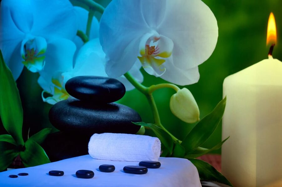 Granada: Thermal Spa Circuit with Optional Massage - What to bring and what is provided