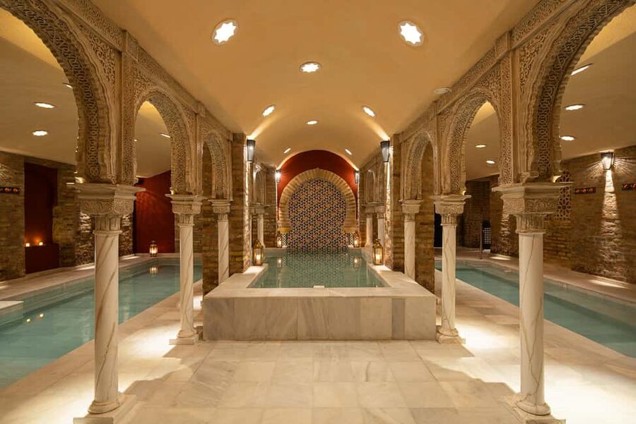 Granada: Traditional Bath in the Nasrid Palace Hammam - A quiet Arab bath in the heart of Granada