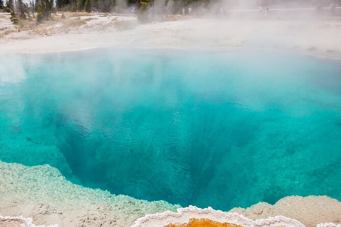 Guided Yellowstone Hot Spring & Geyser Basin Tour - West Thumb beside Yellowstone Lake