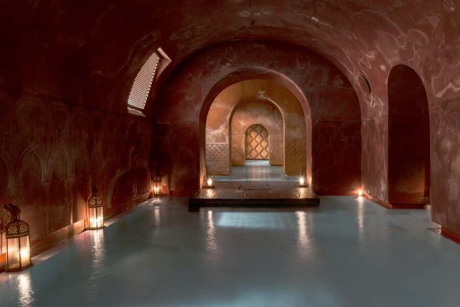 Hammam Al Andalus: Bath and Relaxing Massage - Moving from cold water to warm and hot baths