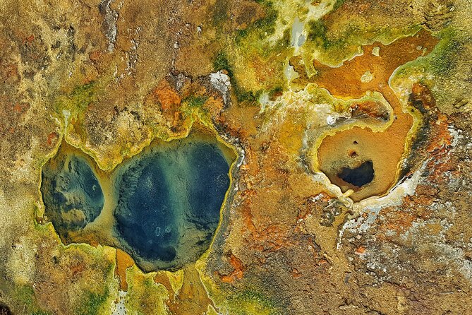 Helicopter Flight Over Geothermal Landscapes from Reykjavik - Who will enjoy this most?