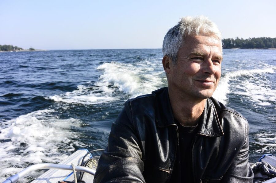 Helsinki: RIB Tour to Local's Cottage with BBQ and Sauna - From Café Marina Bay to the outer islands