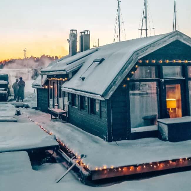 Helsinki: Rustic Traditional Floating Sauna Experience - Starting at Cafe Regatta near the Sibelius Monument